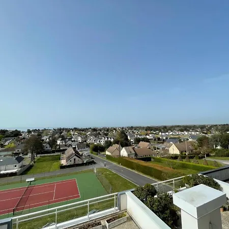 Renove Avec Tennis Prive, Parking Et Vue Apartment