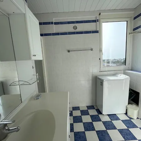 Renove Avec Tennis Prive, Parking Et Vue - Fr-1-361-162 Apartament