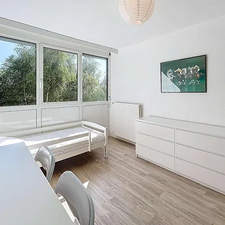 Renove Avec Tennis Prive, Parking Et Vue Jullouville-les-Pins