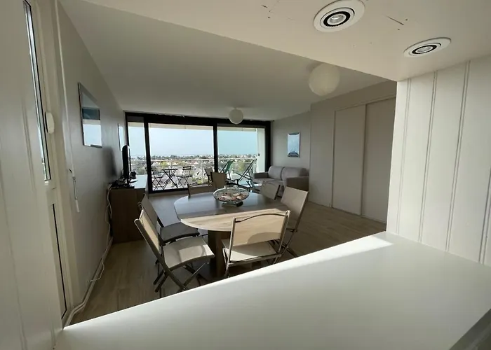 Lejlighed Renove Avec Tennis Prive, Parking Et Vue - Fr-1-361-162 Jullouville-les-Pins