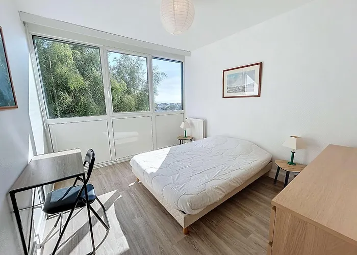 Renove Avec Tennis Prive, Parking Et Vue - Fr-1-361-162 Lejlighed *